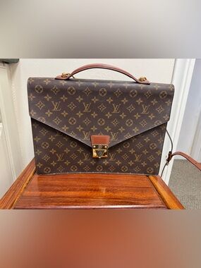 Louis Vuitton Monogram Canvas Brown Briefcase with Leather Trim
